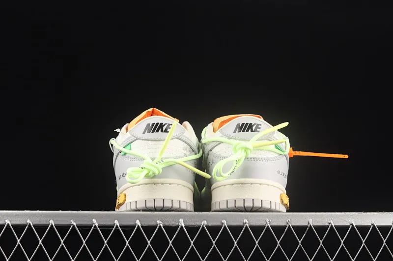 All Categories Nk SB Dunk Series Nk SB Dunk Low Low-top Sneakers Pure Original Version OF x Nk Dunk Low OW White Gray Casual Sports Skateboard Shoes DM1602-128